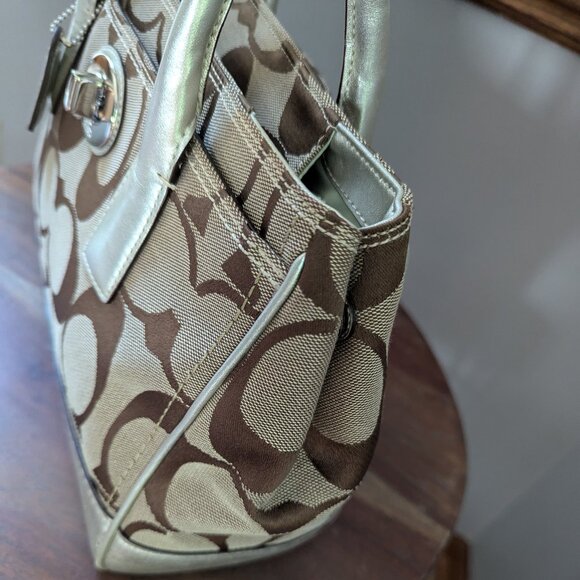 Coach Hampton Madeline Signature Satchel 11557 - Picture 8 of 11